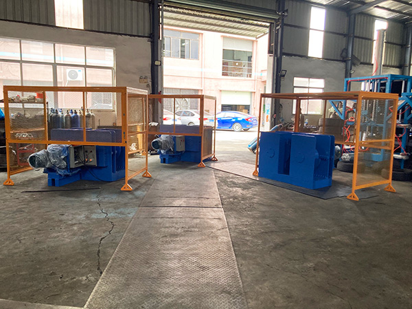 輪胎鋼絲分離機(jī)